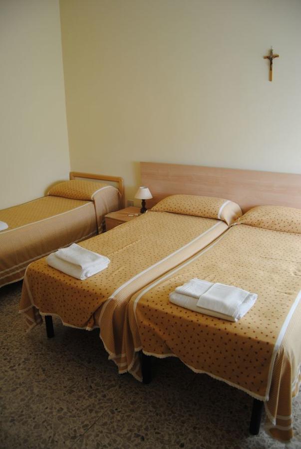 Hotel Casa Diomira Camaiore Bagian luar foto