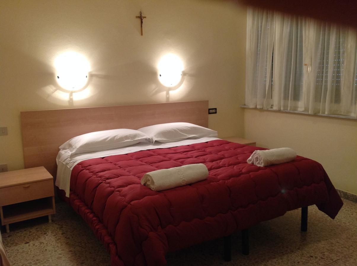 Hotel Casa Diomira Camaiore Bagian luar foto