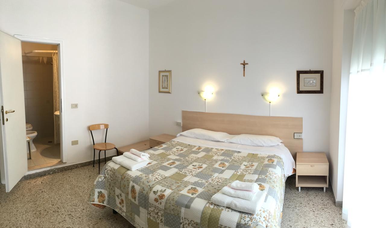 Hotel Casa Diomira Camaiore Bagian luar foto