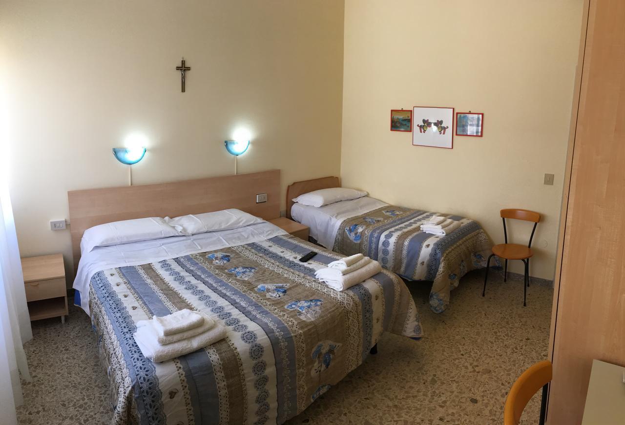 Hotel Casa Diomira Camaiore Bagian luar foto